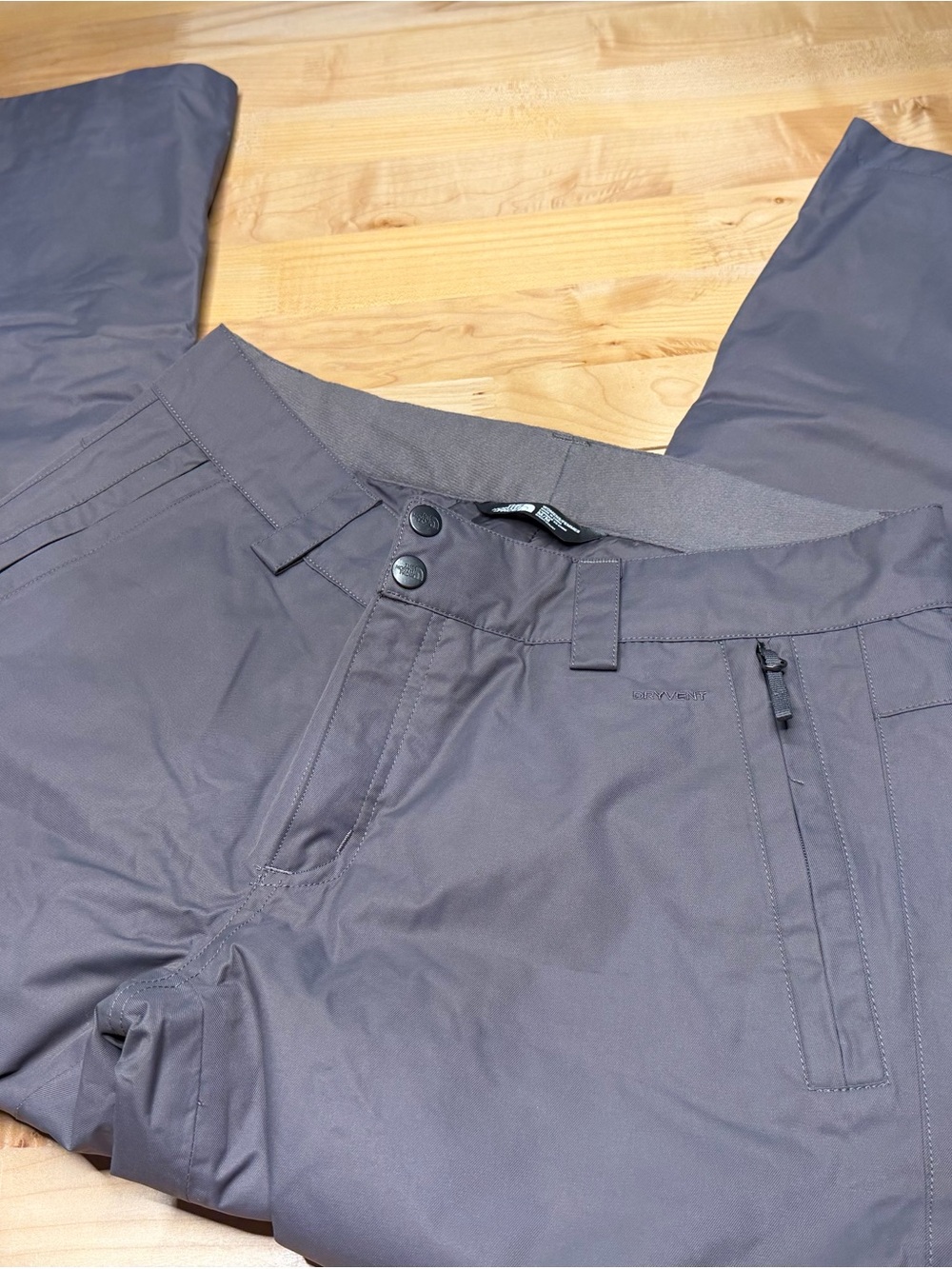 The North Face Dry Vent Womens Snow Pants in Grey Size M